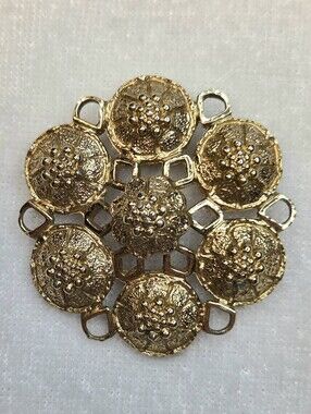 Vintage 1972 Sarah Coventry Goldtone "Fashion-Rite" Brooch / Pin